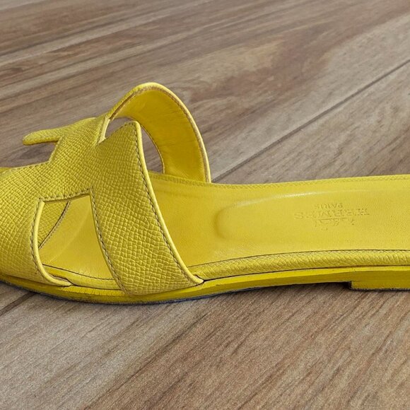Hermes Oran Yellow Leather H Sandals Eur. 37 - Picture 7 of 14